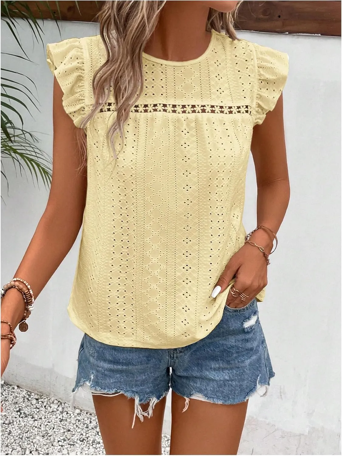 Floerns Women's Eyelet Embroidery Ruffle Cap Sleeve T Shirt Crew Neck Vacation Elegant Tee Top