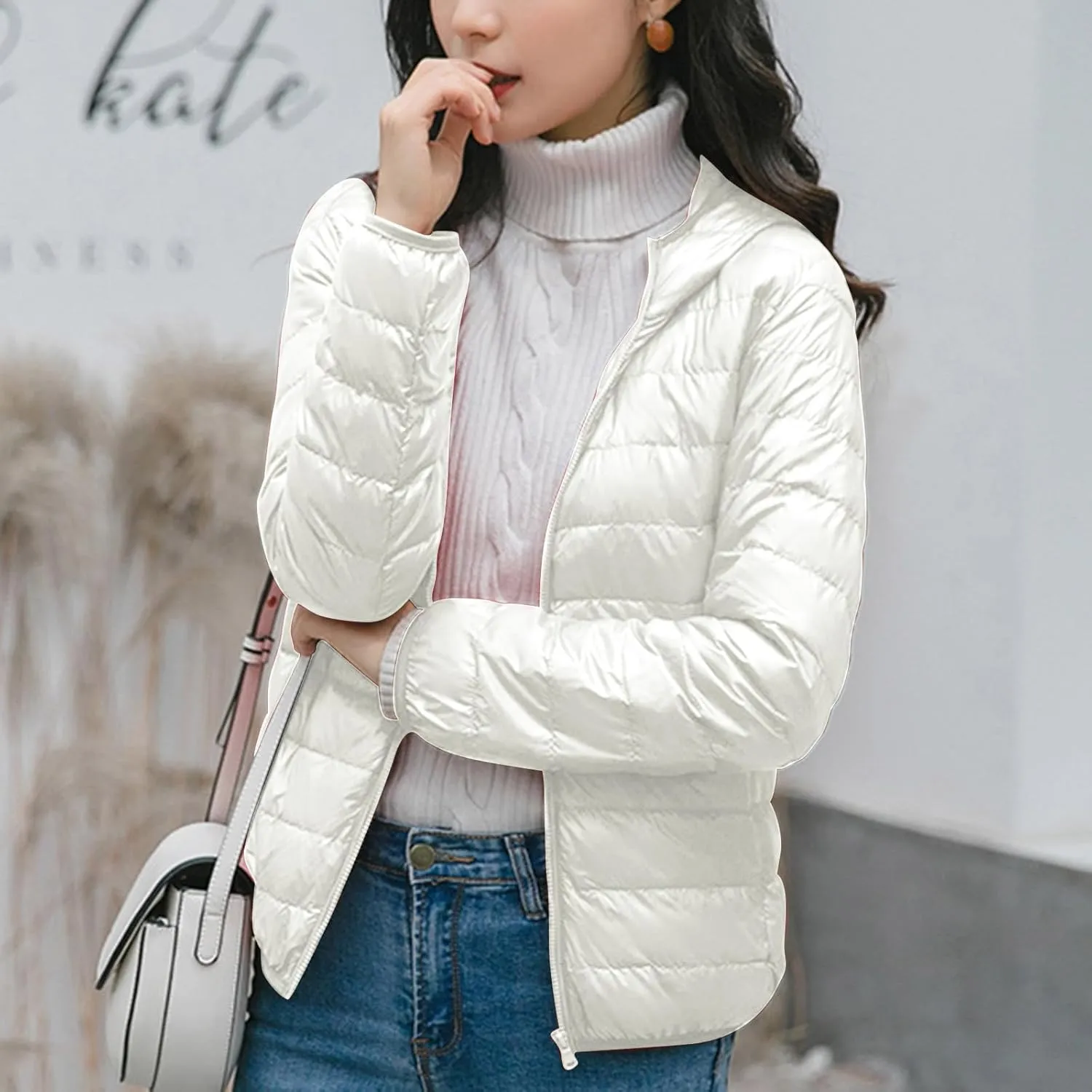 lcziwo Women's Short down Jacket Lightweight Slim Hooded Puffer Jacket Stand Collar Zip Quilted Winter Coat with Pockets