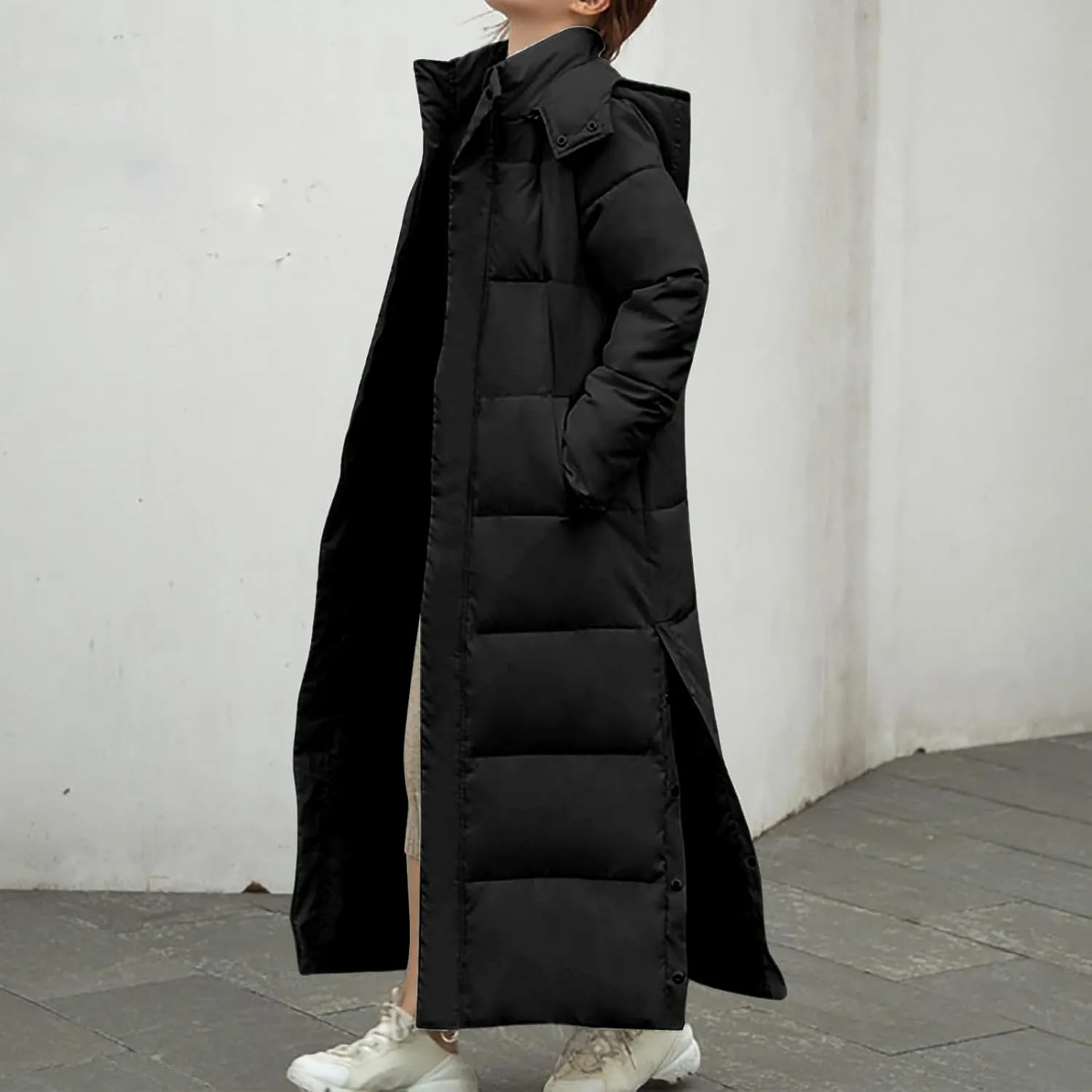 Mmoneyake Long Puffer Coats for Women Winter Thickened Down Jacket Heavyweight Parka Coat Trendy Outerwear with Side Buttons