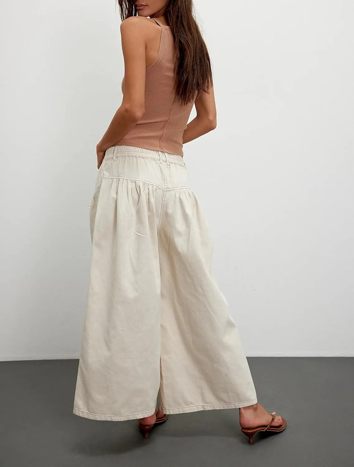 Women's Wide Leg Jeans High Waisted Baggy Cropped Denim Pants with Pleated Ruffles & Pockets